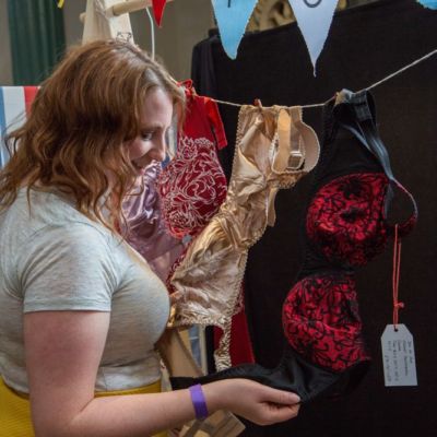 Curvy Convention Amber In Red at Ms Pomelo stand