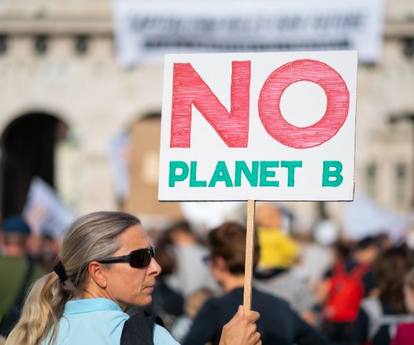 How to Avert Environmental Disaster One Bra at a Time and Build a New Consumer Identity in the Process (1/4)